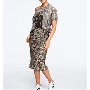 Pink Victoria Secret Leopard Skirt